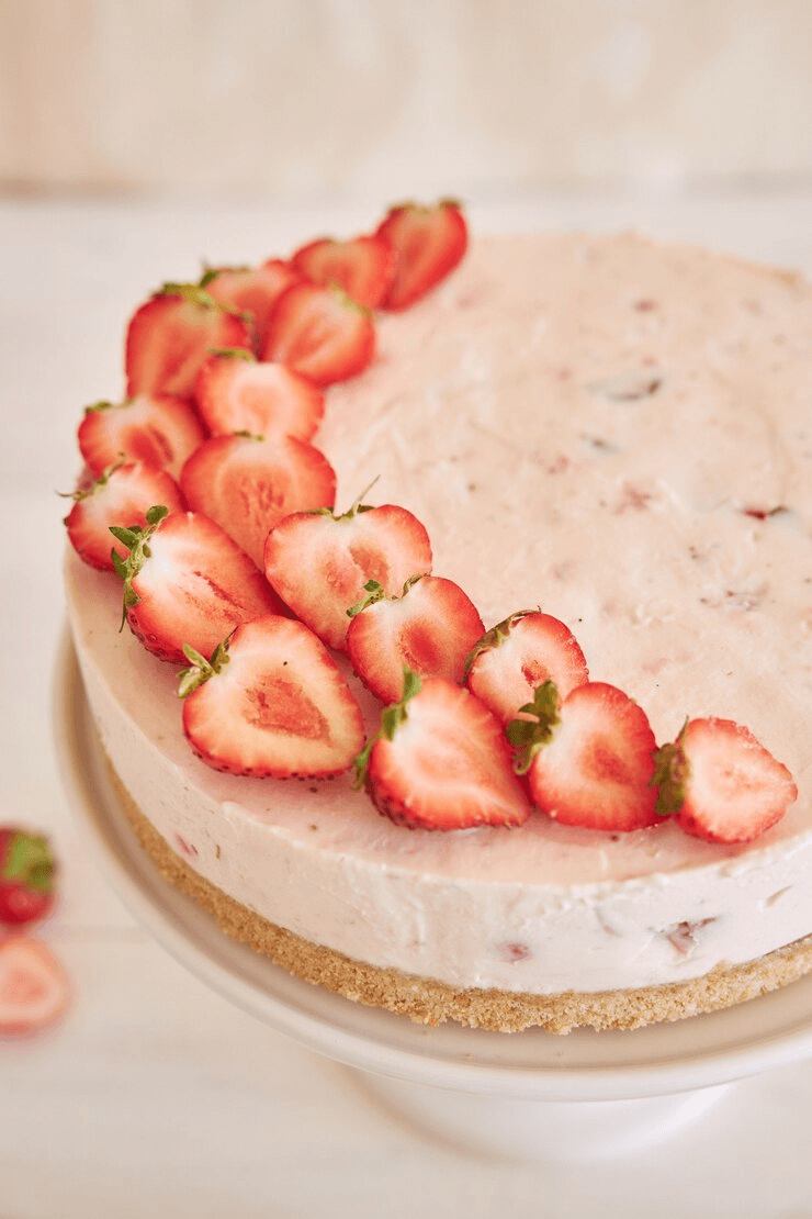 homemade strawberry cheesecake