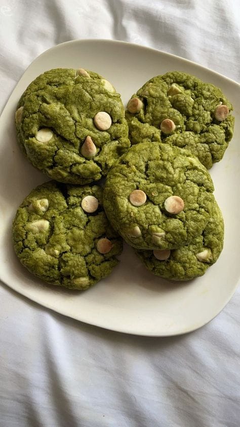 brown butter matcha cookies